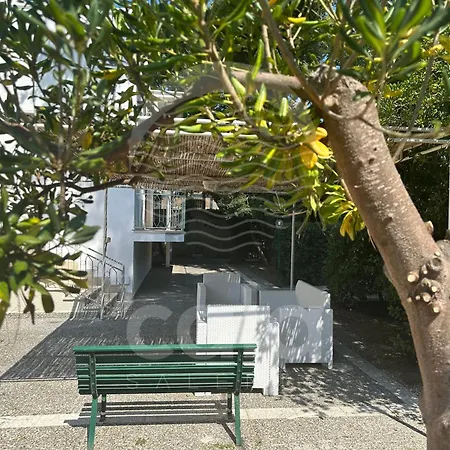 Capitano Villa Torre Lapillo
